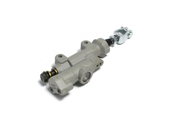 Главный тормозной цилиндр YCF SP1-3 pitbikemarket.ru